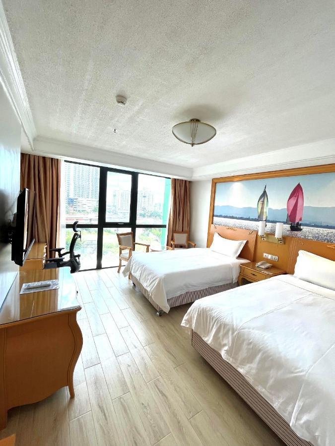 Royal J Hotel Себу Экстерьер фото