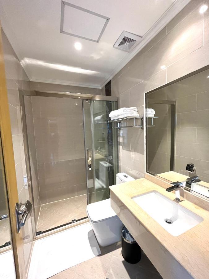 Royal J Hotel Себу Экстерьер фото