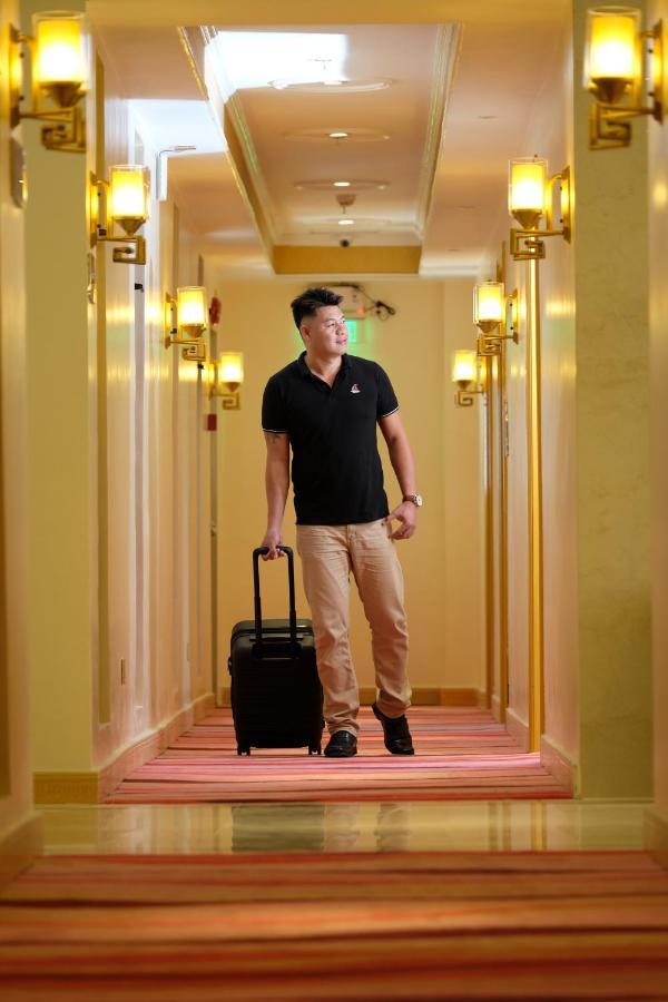 Royal J Hotel Себу Экстерьер фото